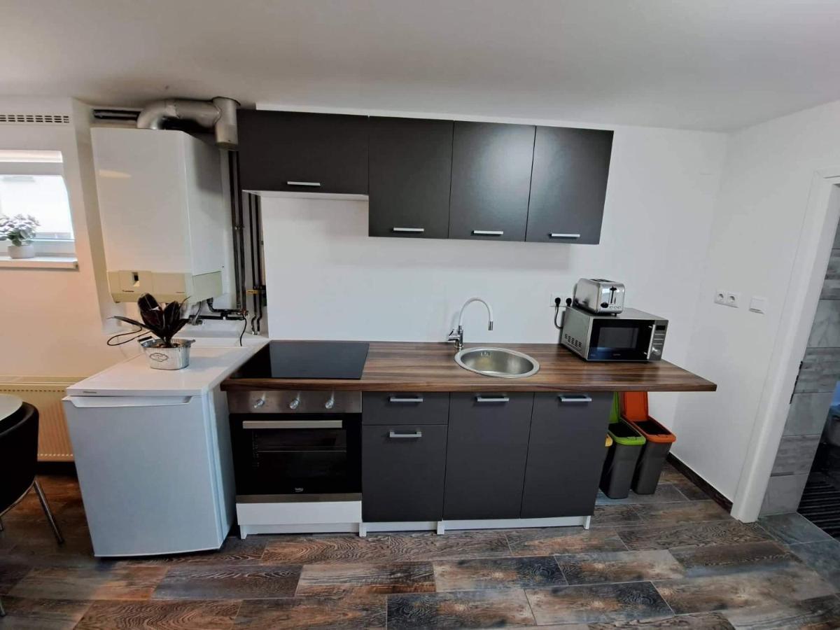 Apartman Megolina Varazdin Exterior photo